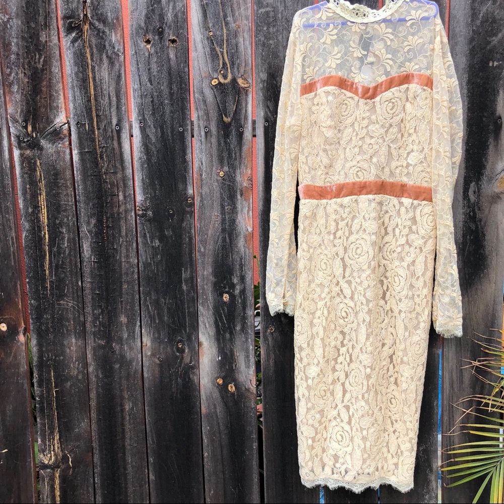 💗Price Drop💗 NWT Vintage Lace Boutique Dress